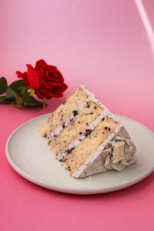 Cookies N Cream Slice Cake