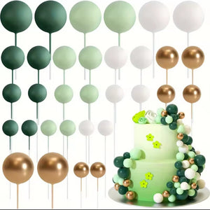 Mixed Green & Gold Balls 20pk