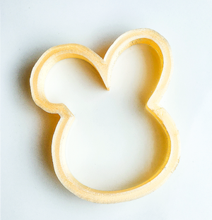 BUNNY HEAD COOKIE CUTTER (3.5″)